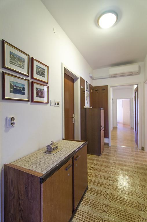 Apartments Lada 1217 Premantura Exterior photo